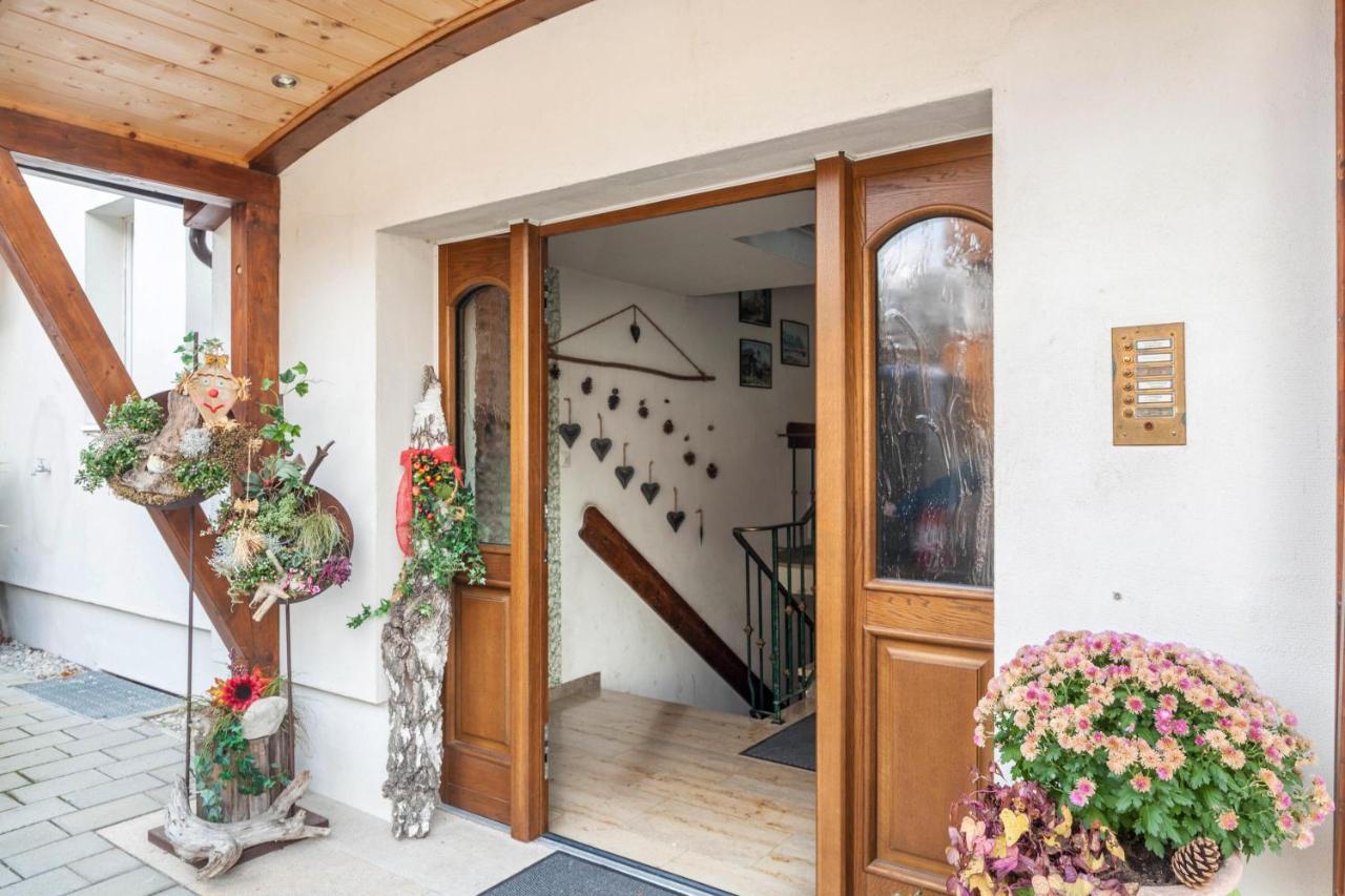 Ferienwohnung Waldruhe Гармиш-Партенкирхен Екстериор снимка